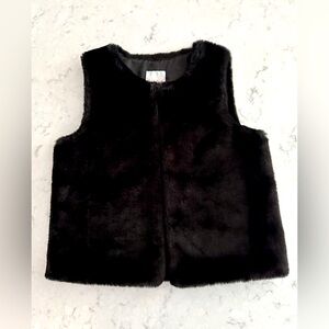 Cat & Jack Girl’s Faux Fur Vest - Black, size M (7/8)
